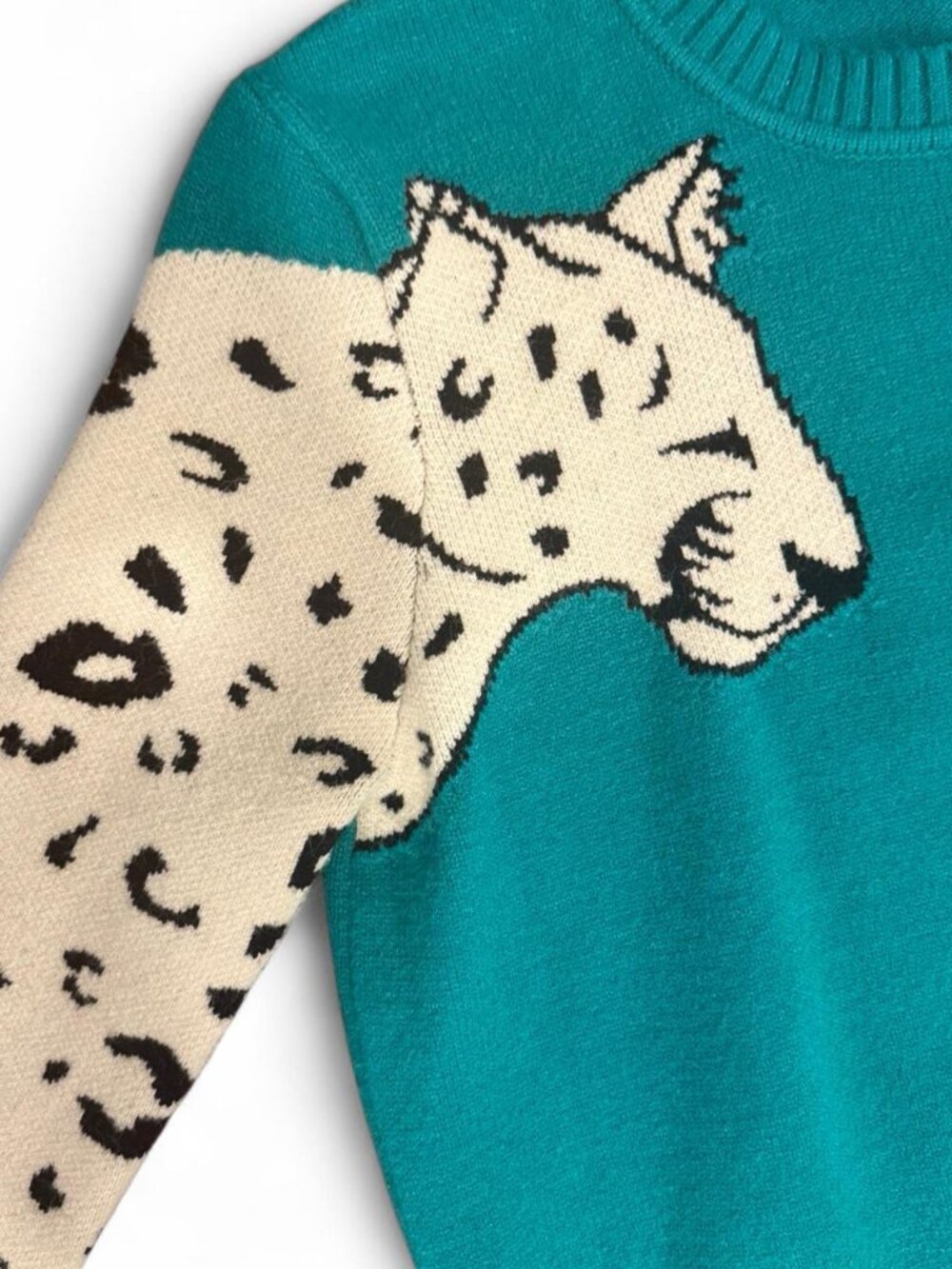 MINKPINK leopard sweater in excellent condition. Size Small - Picture 3 of 3